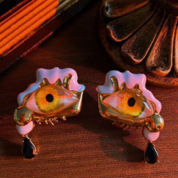 Schiaparelli Surrealist Inspired Earrings Eyes Gold Designer Look - Picture 5 of 9